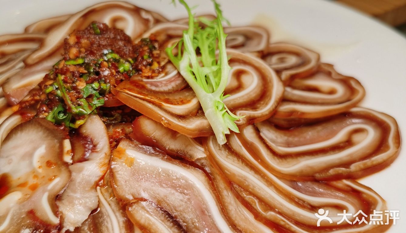 昆明聚会|滇越铁路主题餐厅，寻访百年火车文化