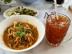 -Khao Soi Mae Manee