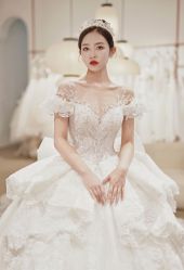 -派丽莫Pellimo原创设计婚纱品牌