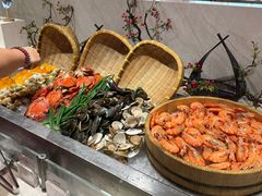 -华邑酒店·鲜艳全日自助餐厅
