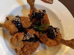 -拉亚汉堡经典餐厅(商城路店)