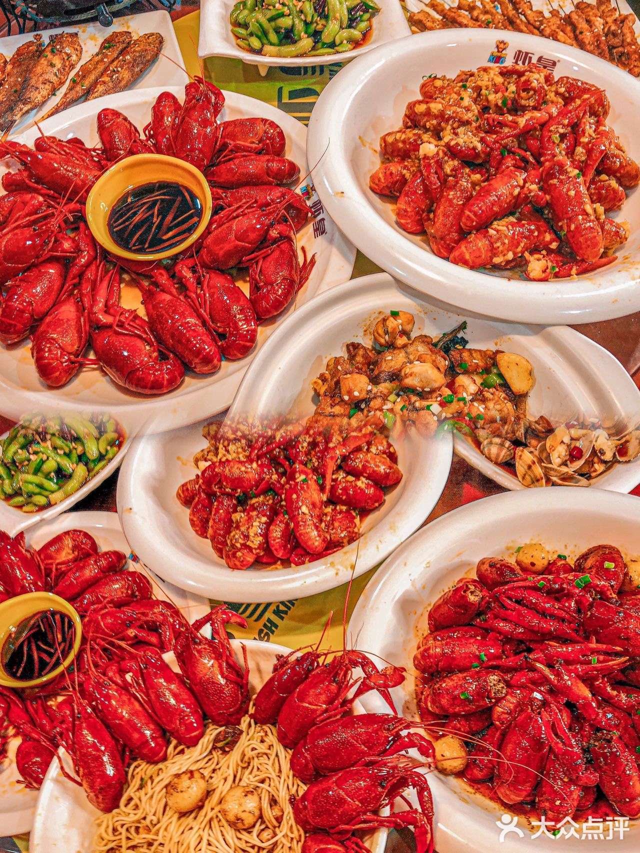 收(吃)到23年第一束(顿)女王花(小龙虾)!