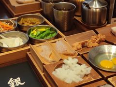 -银米·云南传统过桥米线(双廊黑金冠店)