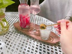 玫瑰柠檬茶-蜜舍咖啡(洋人街店)