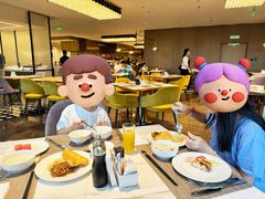 -深圳国际会展中心希尔顿酒店(前海华发冰雪世界店)