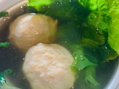 QQ贡丸汤-泰煌鸡·上海白斩鸡·鸡汤面(鹤庆店)