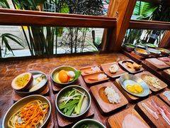 -银米·云南传统过桥米线(双廊黑金冠店)
