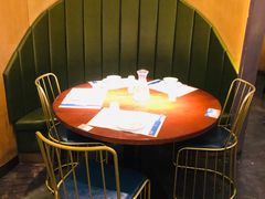 -罗氏十三活虾餐厅(光谷K11购物艺术中心店)