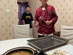 -菌之家·专业纯野生菌火锅·特色炒菌