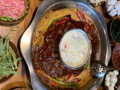 -周幺妹重庆老火锅(银泰城总店)