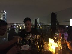 -顽啤熊·酒客酒馆(苏城夜景必选店)