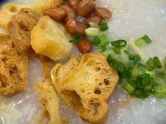 金牌荔湾艇仔粥-华辉拉肠(金沙洲店)