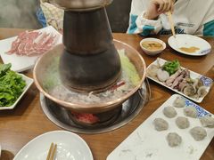 -楼外楼大刀肉传统火锅居(博学路店)