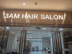 前台-3AM HAIR SALON烫发染发接发