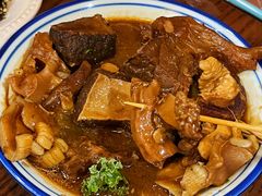 -CowCow其其·牛杂咖啡公司(六运店)