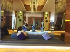 -上海浦东假日酒店