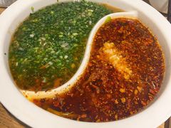 鸳鸯水煮牛肉-成都吃客(九眼桥店)