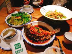 -费大厨辣椒炒肉(万家丽一店)