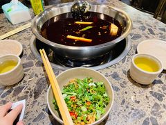 -肖肖酸萝卜鱼火锅(总店)