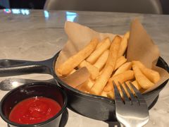 -必胜客(尹山湖歌林公园店)