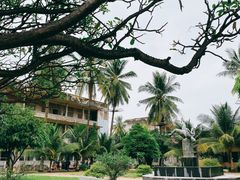 -吐斯廉屠杀博物馆