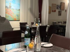 -LESCEDARS Brasserie Bistro香柏树