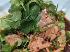 香菜拌腰花-兔爸私家小厨(新北万达店)