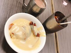 猪颈肉芝士捞公仔面-新记餐厅(香槟大厦店)