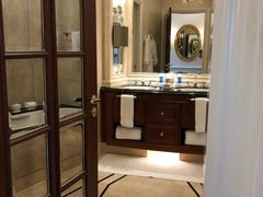 -广州富力丽思卡尔顿酒店