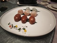 -景月阁空中食府(希尔顿酒店)