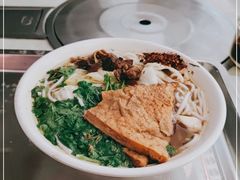 -花溪王记牛肉粉(四季花溪商场店)