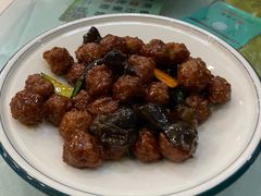 -大鸭梨烤鸭店(金顶街店)