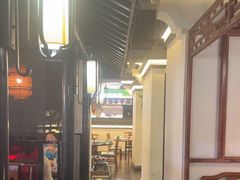-卢大鲜鱼头捞饭(美利广场店)
