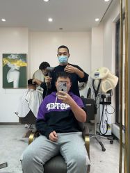 -托尼盖·烫发·染发·专业店