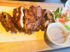 -大头虾越式风味餐厅(光明广场店)