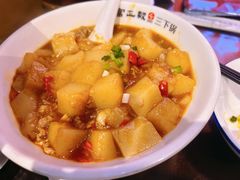 -富正毅三下锅·湘西韵味(天门山索道店)