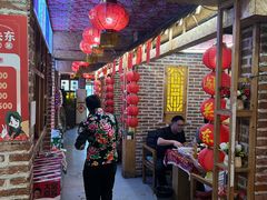 -闯关东东北农家菜(崂山石老人店)