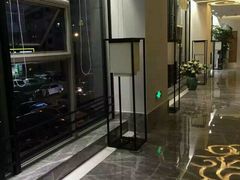 -新盈光·云会所(百丈东路店)
