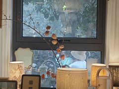 -邊城書店
