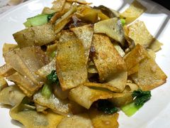 -黄泥岗·地道湖北菜(奥特莱斯店)