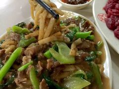 -粤潮牛肉火锅店(江南大道店)