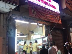-Bánh Mì Huynh Hoa