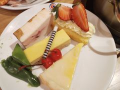 -韩京炭火烤肉自助料理(柯桥万达店)