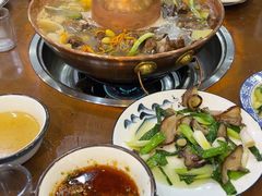 -岳记兴隆·青城腊排铜火锅(融创店)