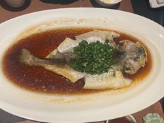 广式葱油蒸黄鱼-成隆行·蟹王府(九江路店)