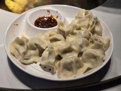 -雪乡人家东北菜·铁锅炖一切(高斯路店)