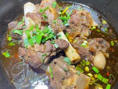 -茸梅路右拐龙虾-农家菜(松江店)