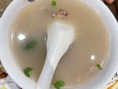 京味羊杂汤-河沿肉饼Beijing Pie(东华门店)