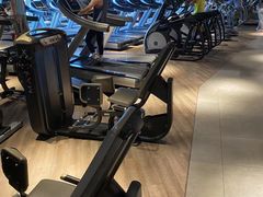 -威尔仕健身会所(古北1699店)