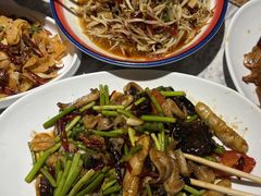 -百味地锅鸡(二店·财校分店)